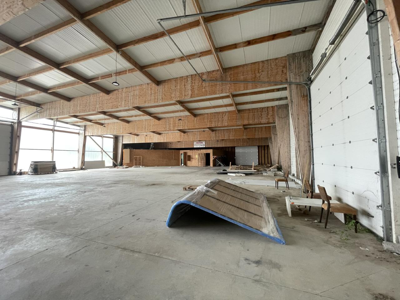 Bureau Cessens 257m² Location bureau Cessens Savoie OLBUR2421406 1
